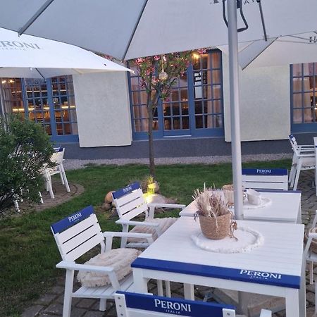 Villa Westfalia Guest House Tîrgu Secuiesc Zewnętrze zdjęcie